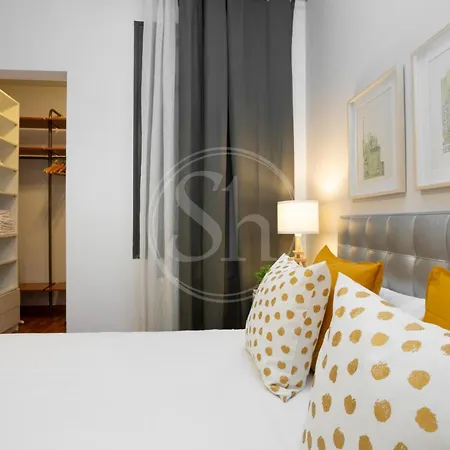 Zona Sagrada Familia Ii شقة *